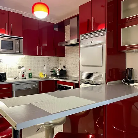 Acogedor Con Piscina En Apartamento *