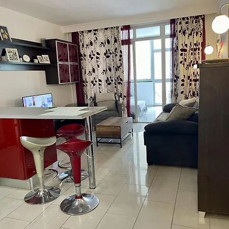 Apartamento Acogedor Con Piscina En *