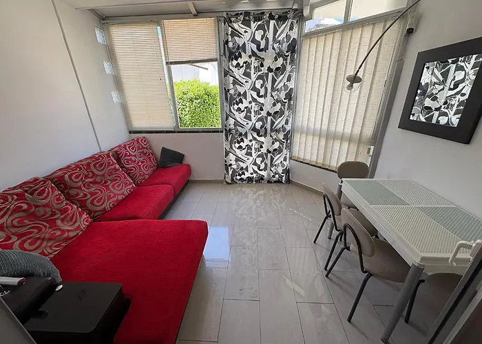 Acogedor Con Piscina En * Fuengirola