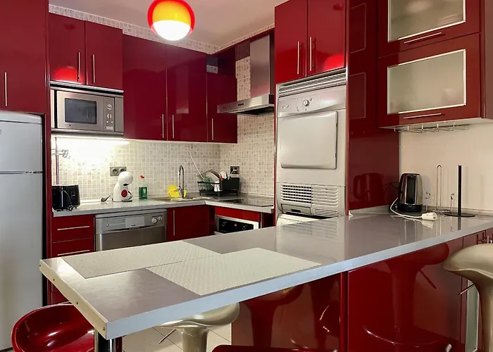 Acogedor Con Piscina En Apartamento *